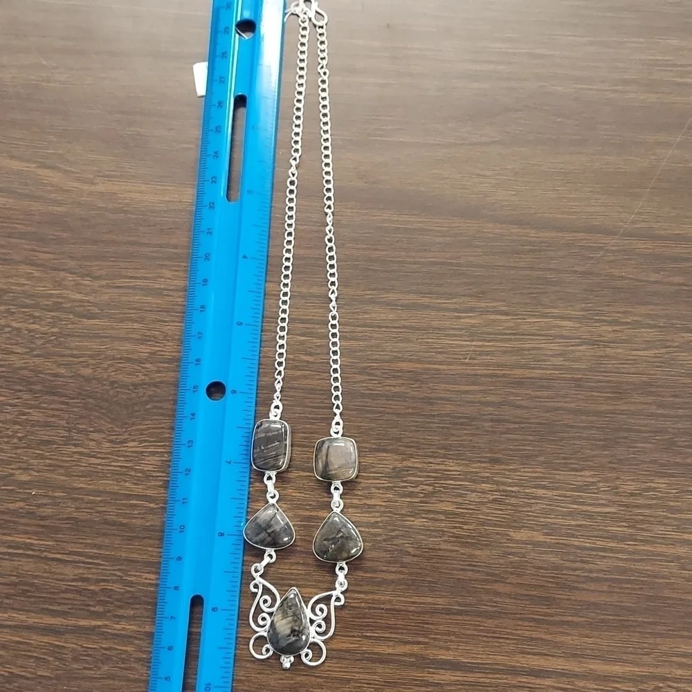LABRADORITE Sterling Silver Necklace